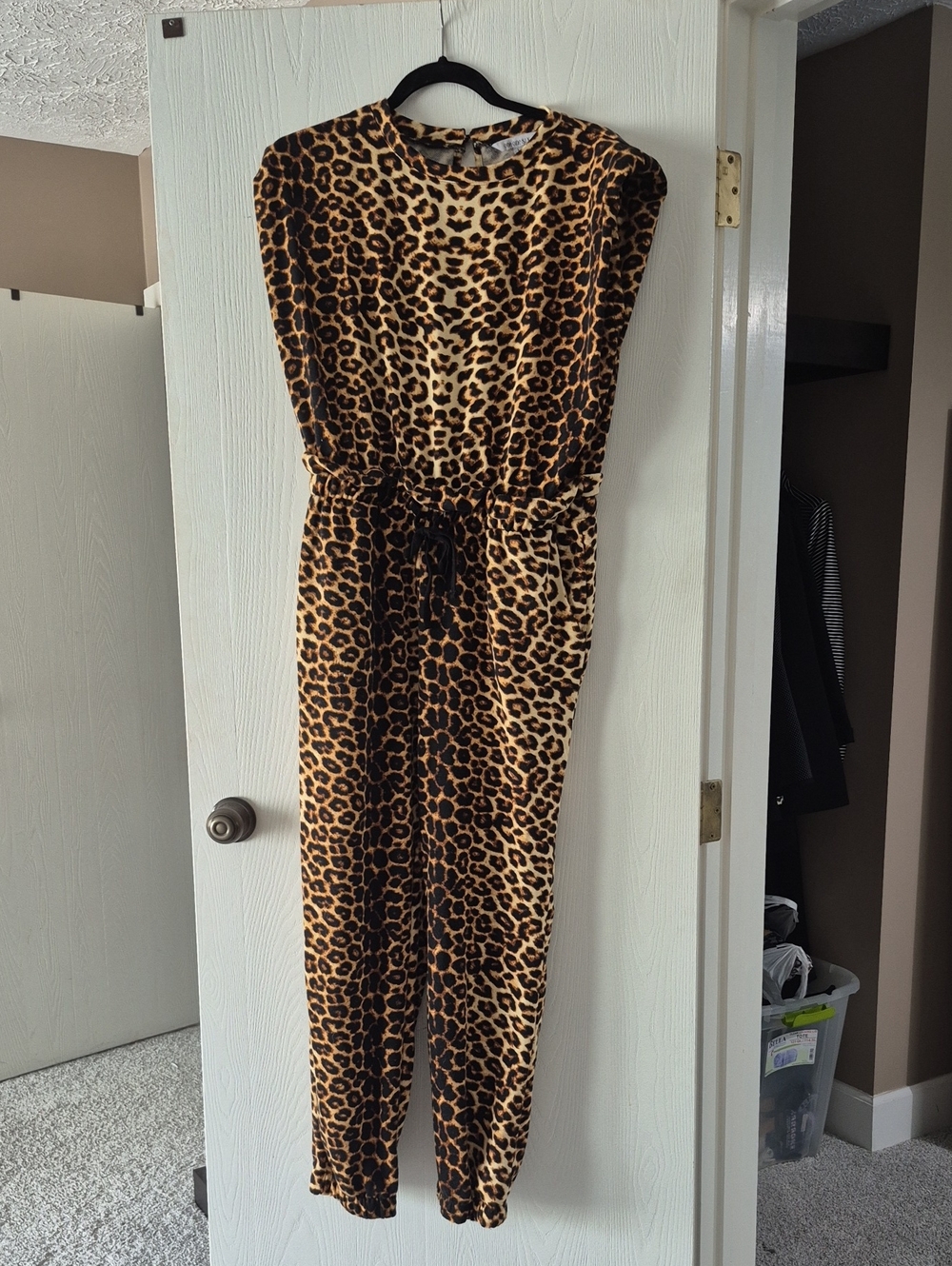Leopard Print Sleeveless Jumpsuit - Brown